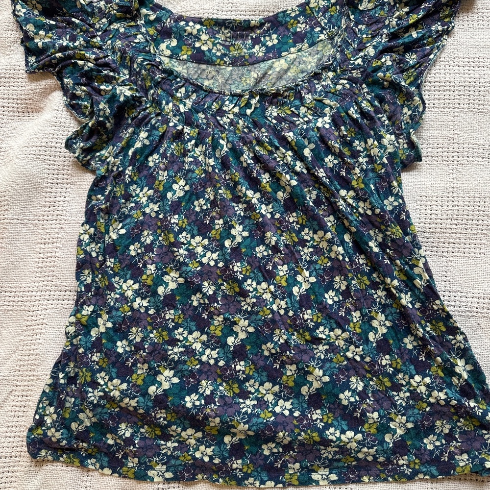 Elle floral ruffle T